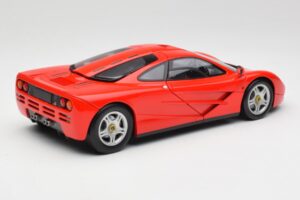 McLaren F1 Magma Röd Minichamps 1:18 530133422 Metall — bild 3 av 8