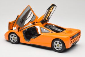McLaren F1 Orange Minichamps 1:18 530133421 Metall — bild 5 av 8