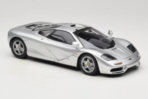 McLaren F1 Silver LCD 1:18 LCD18014-SI Metall — bild 6 av 8
