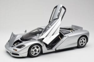 McLaren F1 Silver Minichamps 1:12 530133129 Metall — bild 2 av 8