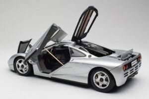 McLaren F1 Silver Minichamps 1:12 530133129 Metall — bild 5 av 8