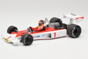 McLaren M23 Ford #1 E. Fittipaldi F1 1975 Minichamps 1:18 530751801 Metall — bild 2 av 9