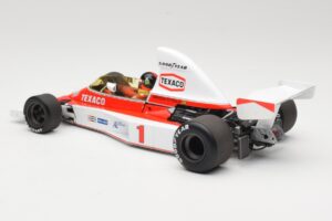 McLaren M23 Ford #1 E. Fittipaldi F1 1975 Minichamps 1:18 530751801 Metall — bild 7 av 9