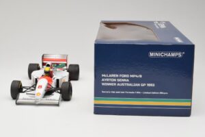 McLaren MP4/8 Ford #8 A. Senna Winner Australian GP 1993 Minichamps 1:18 540933838 Metall — bild 7 av 7