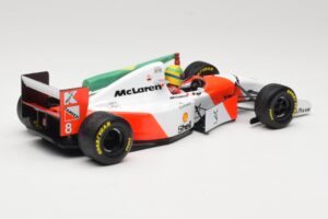 McLaren MP4/8 Ford #8 A. Senna Winner European GP Donington 1993 Minichamps 1:18 540931848 Metall — bild 2 av 6