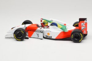 McLaren MP4/8 Ford #8 A. Senna Winner European GP Donington 1993 Minichamps 1:18 540931848 Metall — bild 3 av 6
