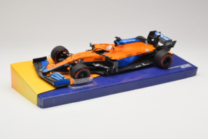 McLaren MCL35M Mercedes #3 D. Ricciardo McLaren F1 Team Bahrain Grand Prix 2021 Minichamps 1:18 533211803 Resin — bild 2 av 7