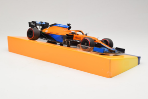 McLaren MCL35M Mercedes #3 D. Ricciardo McLaren F1 Team Bahrain Grand Prix 2021 Minichamps 1:18 533211803 Resin — bild 4 av 7