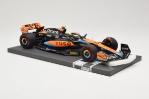 McLaren MCL60 #4 L. Norris F1 2023 Minichamps 1:18 537231804 Metall — bild 4 av 6