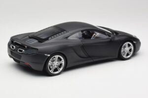 McLaren MP4-12C Matt Satellite Grå Minichamps 1:18 110133024 Metall — bild 3 av 8