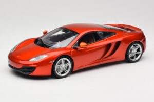 McLaren MP4-12C Orange Metallic Minichamps 1:18 110133020 Metall