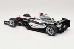 McLaren MP4-20 Mercedes #9 K. Raikkonen F1 2005 Minichamps 1:18 B66962337 Metall — bild 5 av 6