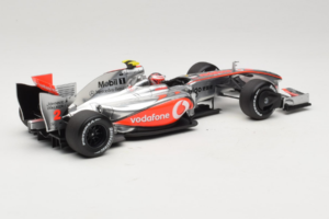 McLaren MP4-24 Mercedes #2 H. Kovalainen F1 2009 Dealer Edition Minichamps 1:18 B66960041 Metall — bild 2 av 7
