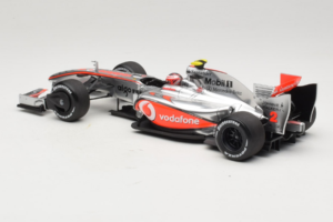 McLaren MP4-24 Mercedes #2 H. Kovalainen F1 2009 Dealer Edition Minichamps 1:18 B66960041 Metall — bild 5 av 7
