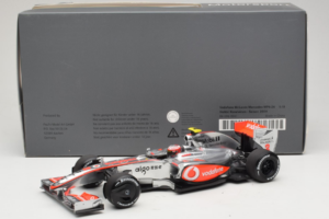 McLaren MP4-24 Mercedes #2 H. Kovalainen F1 2009 Dealer Edition Minichamps 1:18 B66960041 Metall — bild 6 av 7