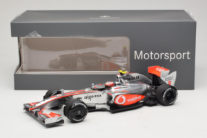 McLaren MP4-24 Mercedes #2 H. Kovalainen F1 2009 Dealer Edition Minichamps 1:18 B66960041 Metall — bild 7 av 7