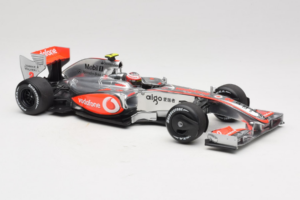 McLaren MP4-24 Mercedes #2 H. Kovalainen F1 2009 Minichamps 1:18 503091802 Metall — bild 4 av 7
