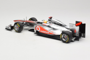 McLaren MP4-26 Mercedes #3 L. Hamilton Vodafone McLaren F1 2011 Minichamps 1:18 530111803 Metall — bild 5 av 7