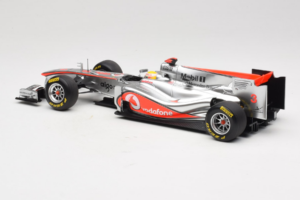 McLaren MP4-26 Mercedes #3 L. Hamilton Vodafone McLaren Showcar F1 2011 Minichamps 1:18 530111873 Metall — bild 5 av 7