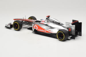 McLaren MP4-27 Mercedes #3 J. Button Vodafone McLaren Showcar F1 2012 Minichamps 1:18 530121873 Metall — bild 5 av 7