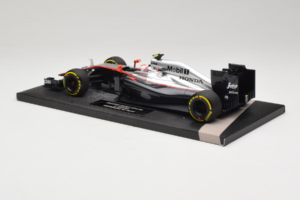McLaren MP4-30 Honda #22 J. Button McLaren Honda F1 Team Australian Grand Prix 2015 Minichamps 1:18 537151822 Metall — bild 5 av 7