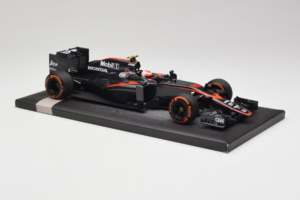 McLaren MP4-30 Honda #22 J. Button McLaren Honda F1 Team Spanish Grand Prix 2015 Minichamps 1:18 537151122 Metall — bild 4 av 7