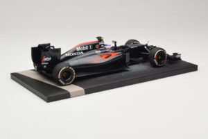 McLaren MP4-31 Honda #22 J. Button McLaren Honda F1 Team Chinese Grand Prix 2016 Minichamps 1:18 537161822 Metall — bild 3 av 7