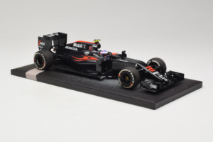 McLaren MP4-31 Honda #22 J. Button McLaren Honda F1 Team Chinese Grand Prix 2016 Minichamps 1:18 537161822 Metall — bild 4 av 7