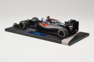 McLaren MP4-31 Honda #22 J. Button McLaren Honda F1 Team Chinese Grand Prix 2016 Minichamps 1:18 537161822 Metall — bild 5 av 7