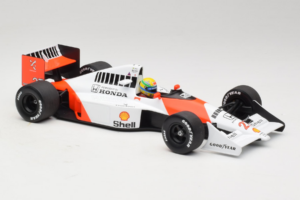McLaren MP4/5B Honda #27 A. Senna Marlboro McLaren F1 World Champion 1990 Minichamps 1:18 540901827 Metall — bild 4 av 7