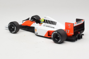 McLaren MP4/5B Honda #27 A. Senna Marlboro McLaren F1 World Champion 1990 Minichamps 1:18 540901827 Metall — bild 5 av 7