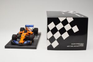 McLaren MCL33 Renault #14 F. Alonso Last F1 Race Abu Dhabi GP 2018 Minichamps 1:18 537183914 Metall — bild 6 av 6