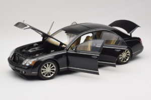 Maybach 57S Svart AUTOart 1:18 76156 Metall — bild 2 av 7