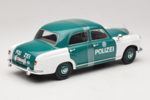 Mercedes 180 Ponton Polizei Revell 1:18 8863 Metall — bild 2 av 6