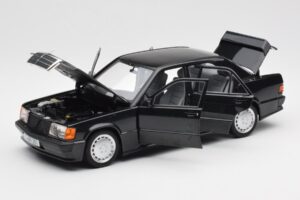 Mercedes 190E 2.3-16 W201 Svart Återförsäljarupplaga Norev 1:18 B66040663 Metall — bild 2 av 8