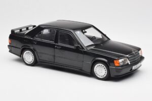Mercedes 190E 2.3-16 W201 Svart Återförsäljarupplaga Norev 1:18 B66040663 Metall — bild 6 av 8