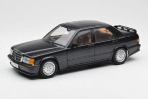 Mercedes 190E 2.3-16 W201 Blåsvart Metallic AUTOart 1:18 76122 Metall