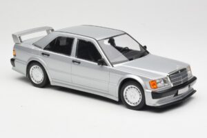 Mercedes 190E 2.5-16 EVO 1 W201 Silver Minichamps 1:18 155036001 Metall — bild 4 av 6