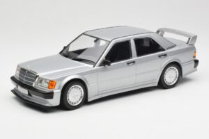 Mercedes 190E 2.5-16 EVO 1 W201 Silver Minichamps 1:18 155036001 Metall