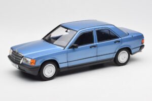 Mercedes 190E W201 Diamond Blå Återförsäljarupplaga Norev 1:18 B66040661 Metall
