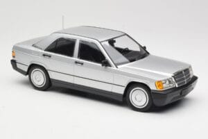 Mercedes 190E W201 Silver Minichamps 1:18 155037004 Metall — bild 4 av 6