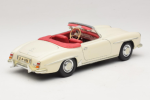 Mercedes 190SL Vit Maisto 1:18 50274 Metall — bild 3 av 8