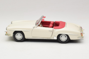 Mercedes 190SL Vit Maisto 1:18 50274 Metall — bild 4 av 8