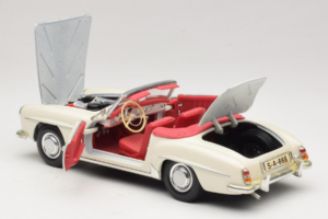 Mercedes 190SL Vit Maisto 1:18 50274 Metall — bild 5 av 8