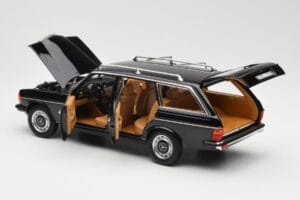 Mercedes 200 T S123 Svart Norev 1:18 183735 Metall — bild 5 av 8