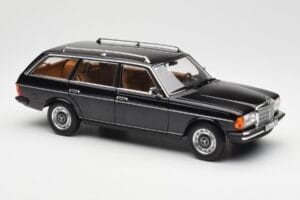 Mercedes 200 T S123 Svart Norev 1:18 183735 Metall — bild 6 av 8