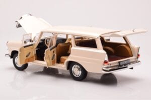 Mercedes 200 Universal W110 Kräm Norev 1:18 183709 Metall — bild 5 av 8