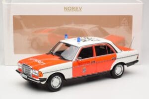 Mercedes 200 W123 Ambulans Vit Norev 1:18 183834 Metall — bild 8 av 8