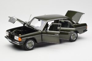 Mercedes 200 W123 Cypress Grön Metallic Återförsäljarupplaga Norev 1:18 B66040654 Metall — bild 2 av 8