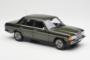 Mercedes 200 W123 Cypress Grön Metallic Återförsäljarupplaga Norev 1:18 B66040654 Metall — bild 6 av 8